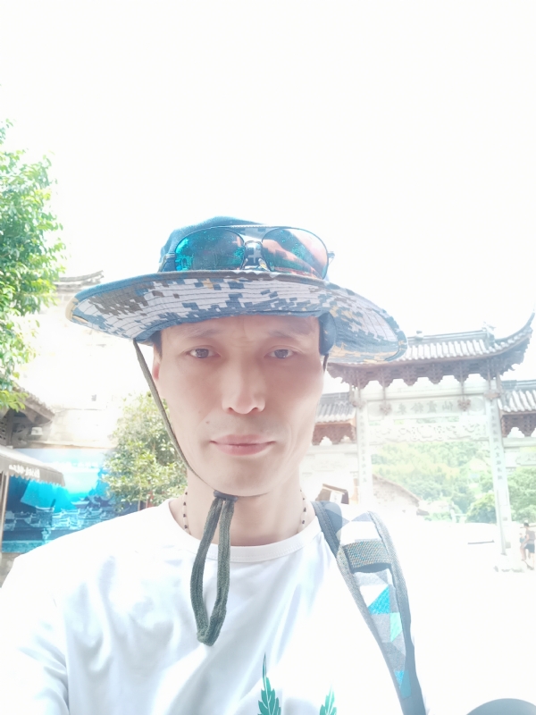 童群海的第一张照片--兰溪残疾人相亲网